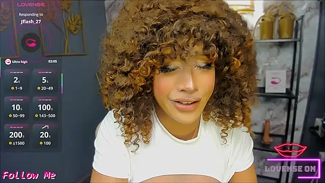 KrazzyElliot live sex cam