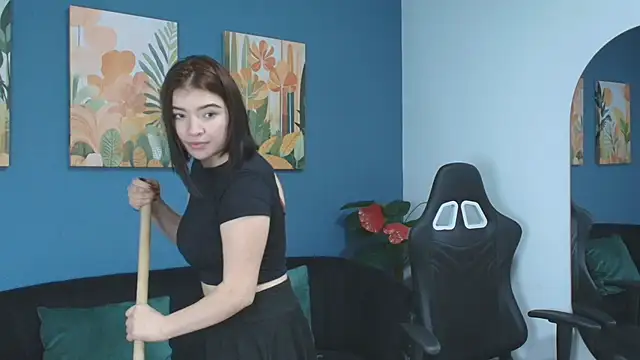 Zamira_Taylor's cam snapshot