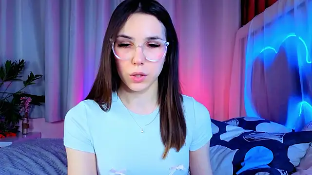 -CindyLou's cam snapshot