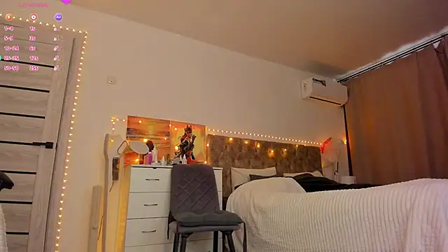 Ophelia_mm's cam snapshot