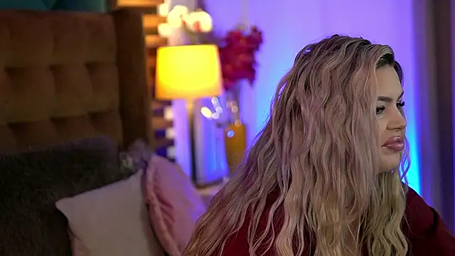 SophieBoobsX's cam snapshot