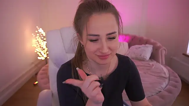 GentleAdellee's cam snapshot