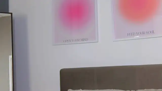 VioletiSwone's cam snapshot