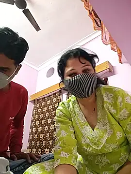 Priyaji7575's cam snapshot