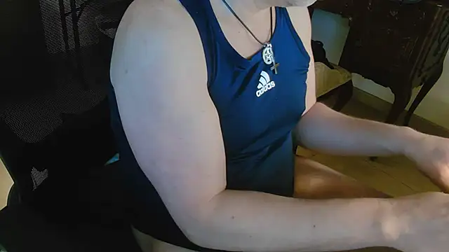 twdspunpig live sex cam