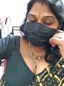 chaitara-reddy's cam snapshot