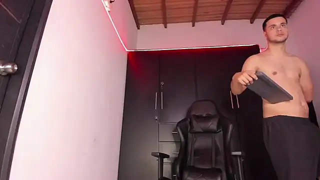 Liam_Mateo live sex cam