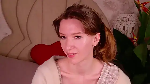 LilyHartwell's cam snapshot