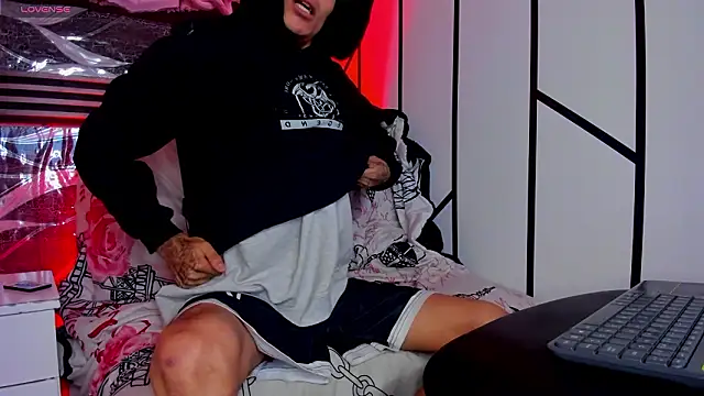 ELL_PBC's cam snapshot