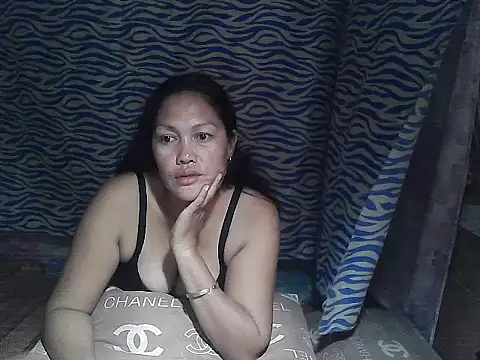 sexymom_siovie's cam snapshot