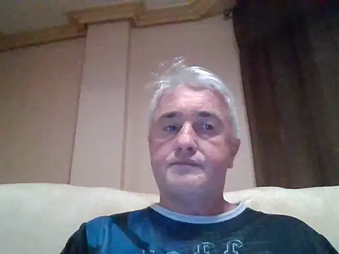 Cumlover5534's cam snapshot