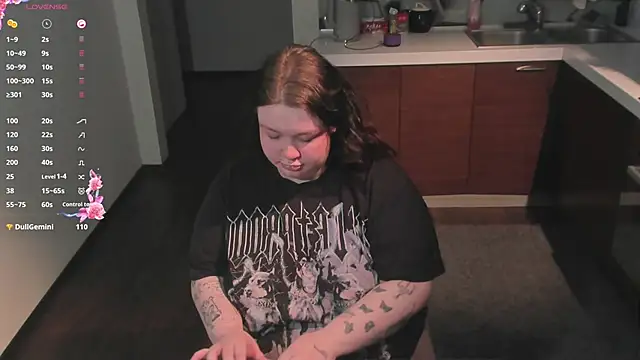 LilyBelll's cam snapshot