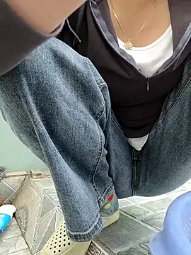 Lili_2love's cam snapshot