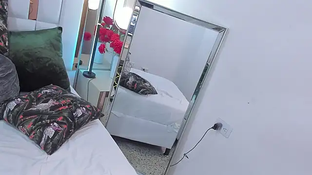 estrellavega's cam snapshot