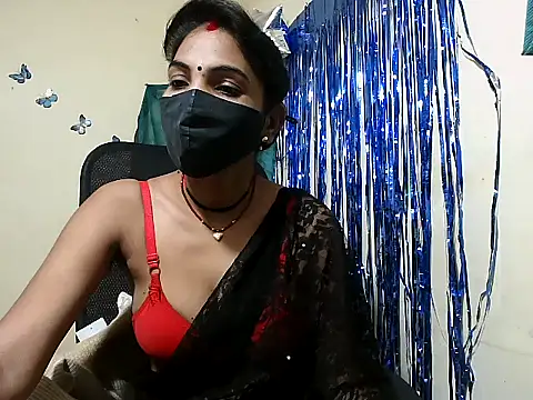 Shivani-Gupta's cam snapshot