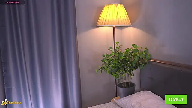 Bellacle live sex cam