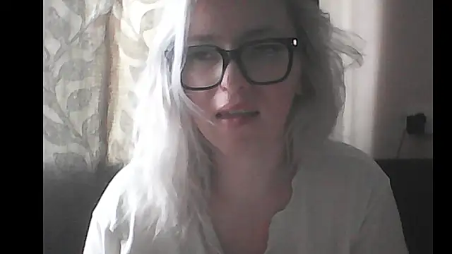 Dolce_Tempt's cam snapshot