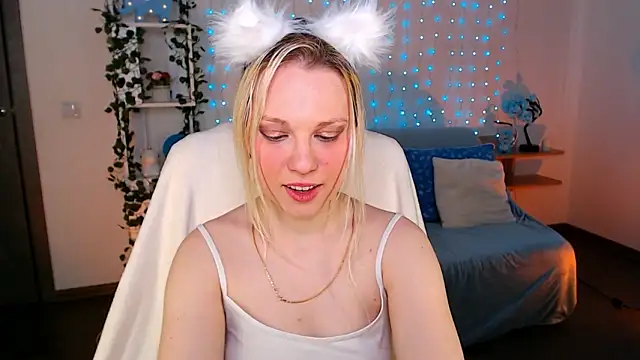 Betty_Vega's cam snapshot