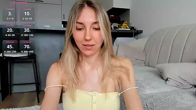 Sunny_Rina_'s cam snapshot