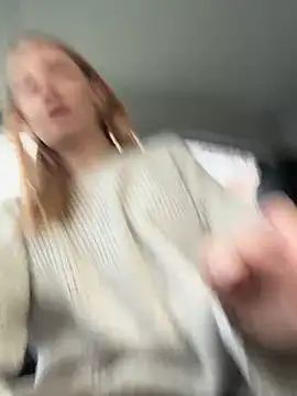 LavenderHot's cam snapshot