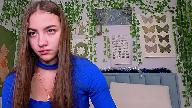 Fit_Brunette_'s cam snapshot