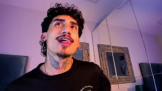 Mr_Strike's cam snapshot