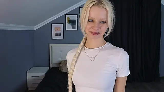 Naomi_Demio's cam snapshot