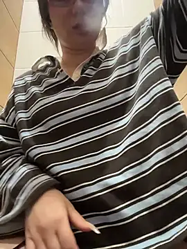 Niki_Hug's cam snapshot