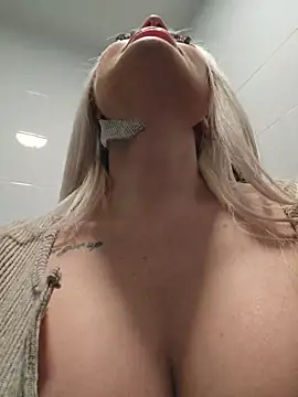 MILFBARBY's cam snapshot