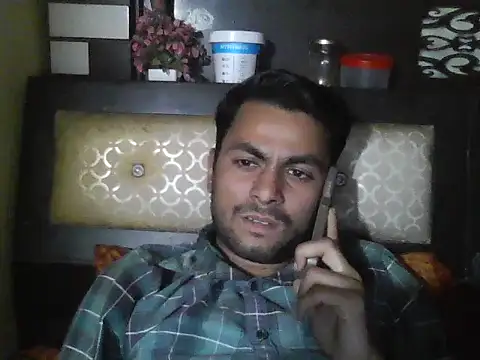 Stubborndesiboy live sex cam