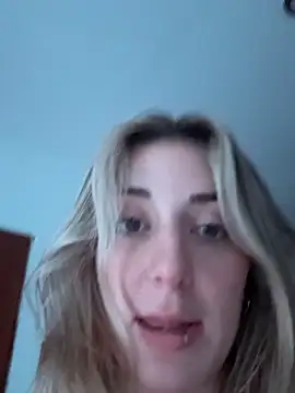 Sashailardi's cam snapshot