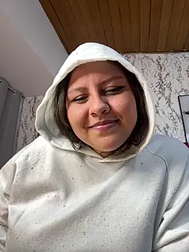 Larissa_Antonella's cam snapshot