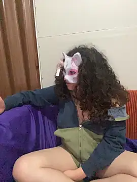 Lucy_YupiSweet's cam snapshot