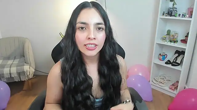 _BellaEvans_'s cam snapshot