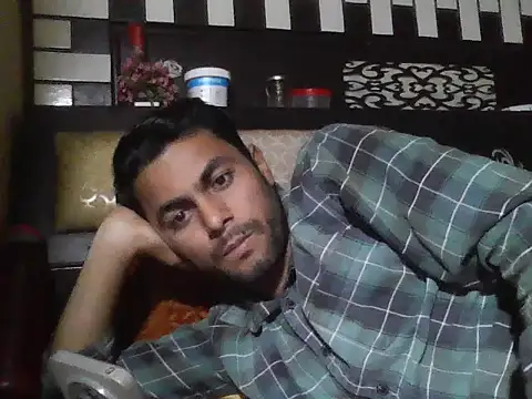 Stubborndesiboy's cam snapshot