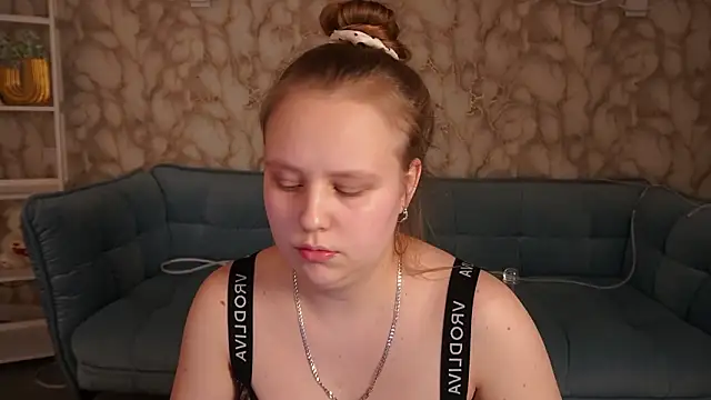 CrystallPaws's cam snapshot