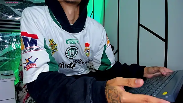 ELL_PBC's cam snapshot