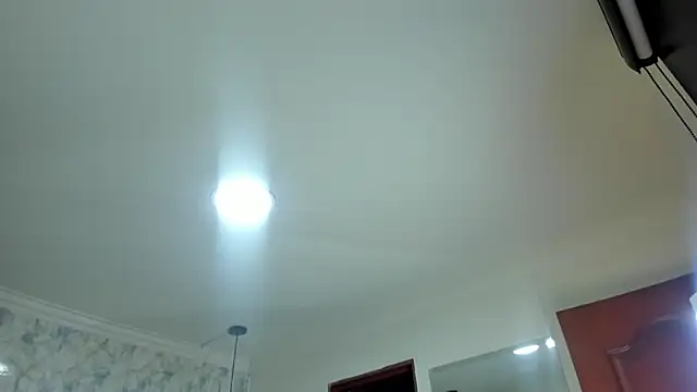 nalalye_cruzz_'s cam snapshot