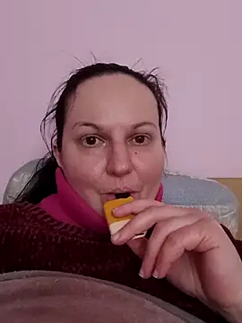 BustyLadyAlma's cam snapshot