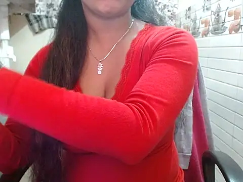 LovingPihu's cam snapshot