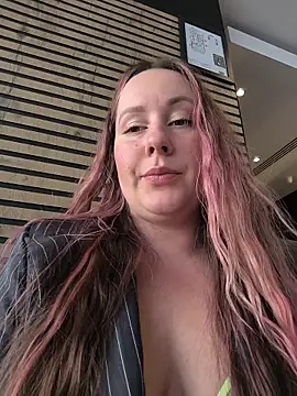 Mona_Plus's cam snapshot