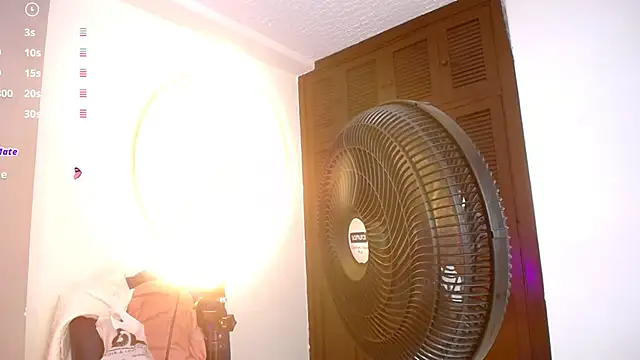 Latifa_ali's cam snapshot