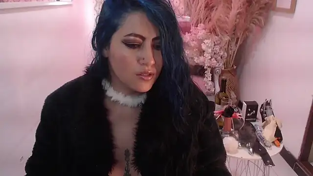 scarleth_blue's cam snapshot