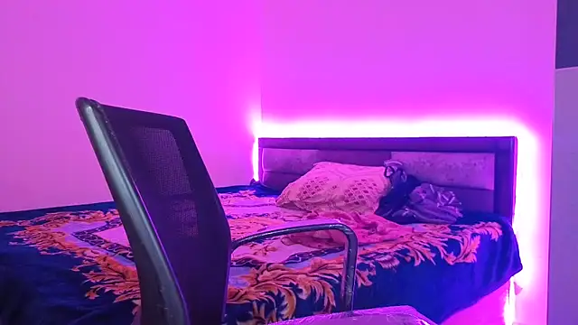 BABY_RANI_'s cam snapshot