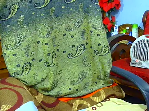 Horny_Doll24's cam snapshot