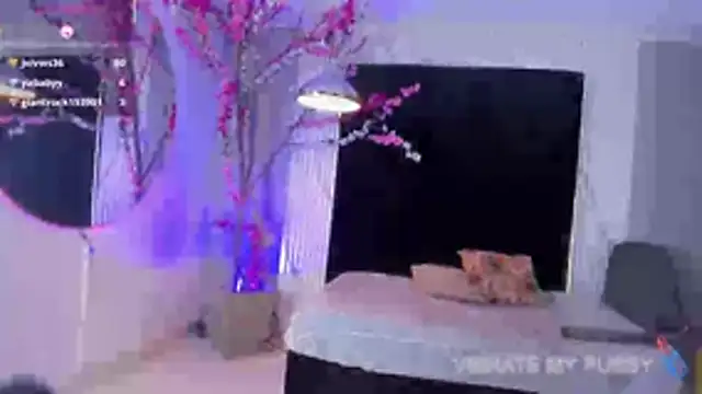 Aliyah_Brooks_cr's cam snapshot