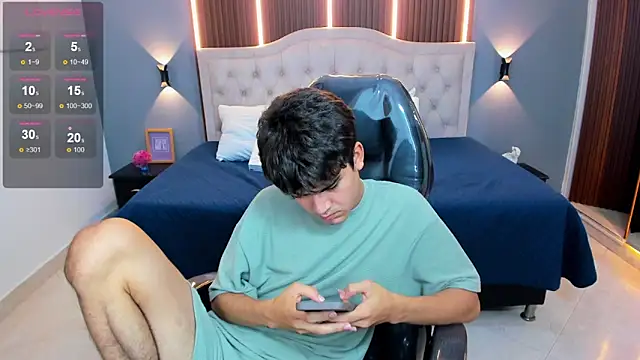 Tommy18__ live sex cam