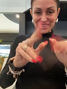 AmandaArt live sex cam