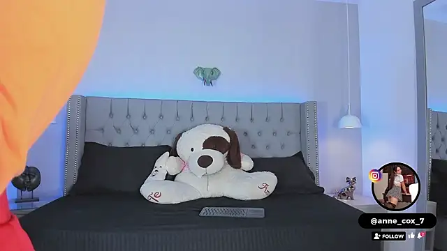 Anne_cox live sex cam