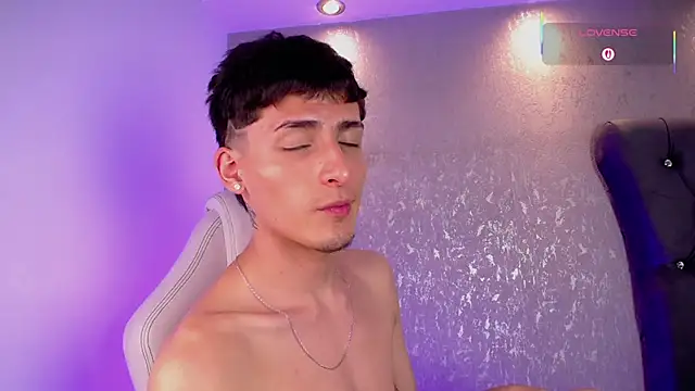 MateoMitchell live sex cam